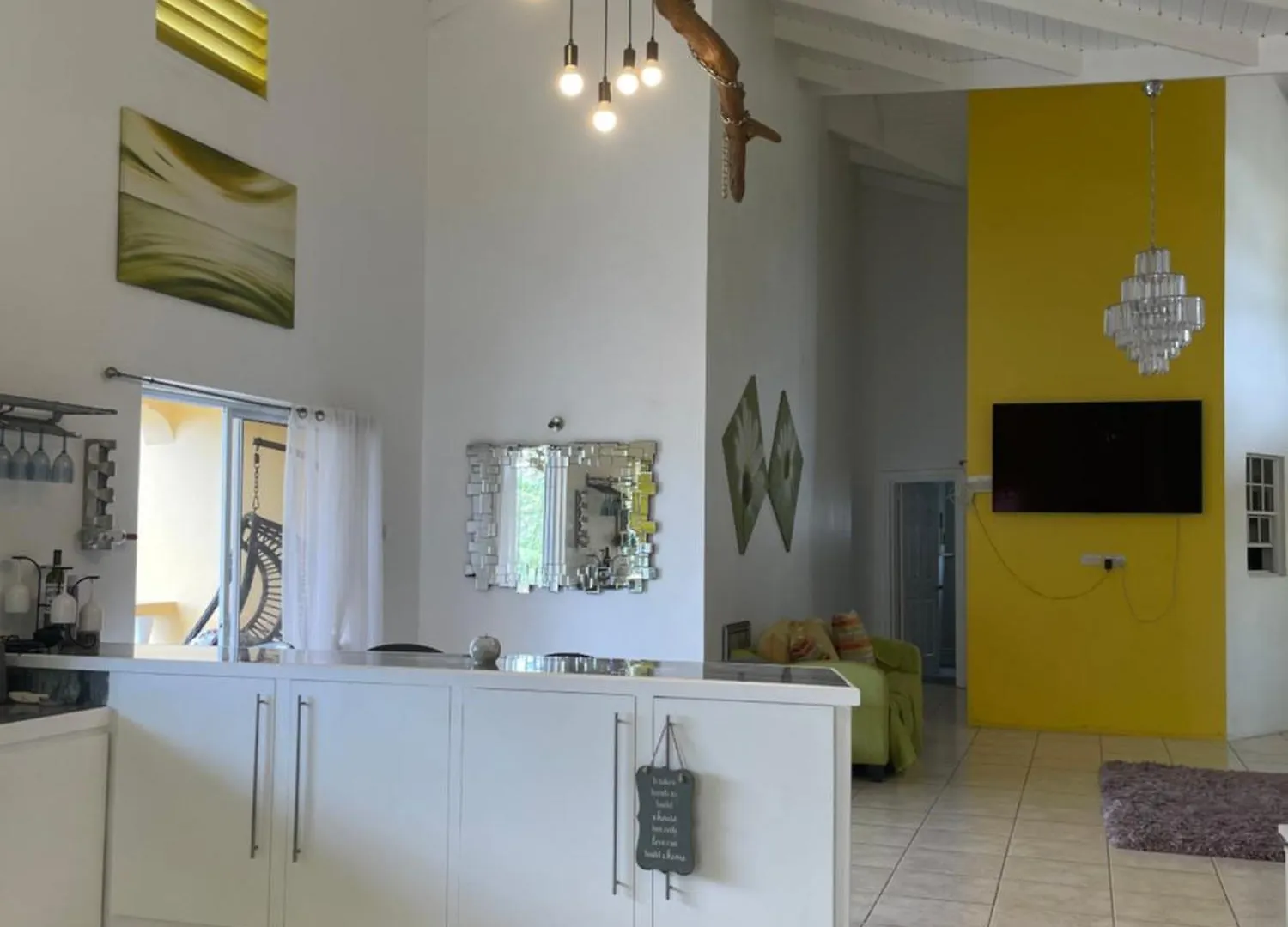 Tropical Harbour View Hotel Monchy Guest house