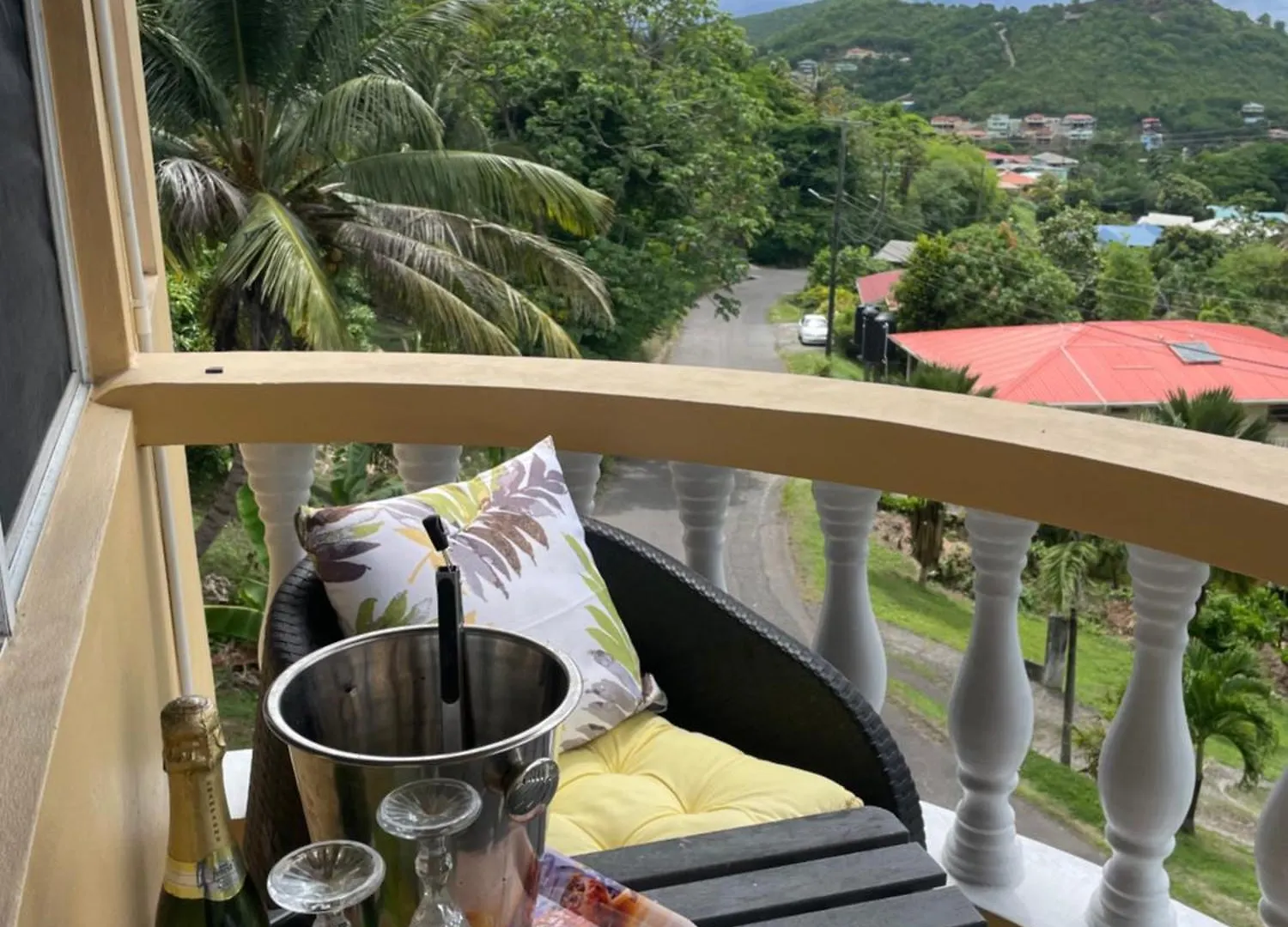 Guest house Tropical Harbour View Hotel Monchy
